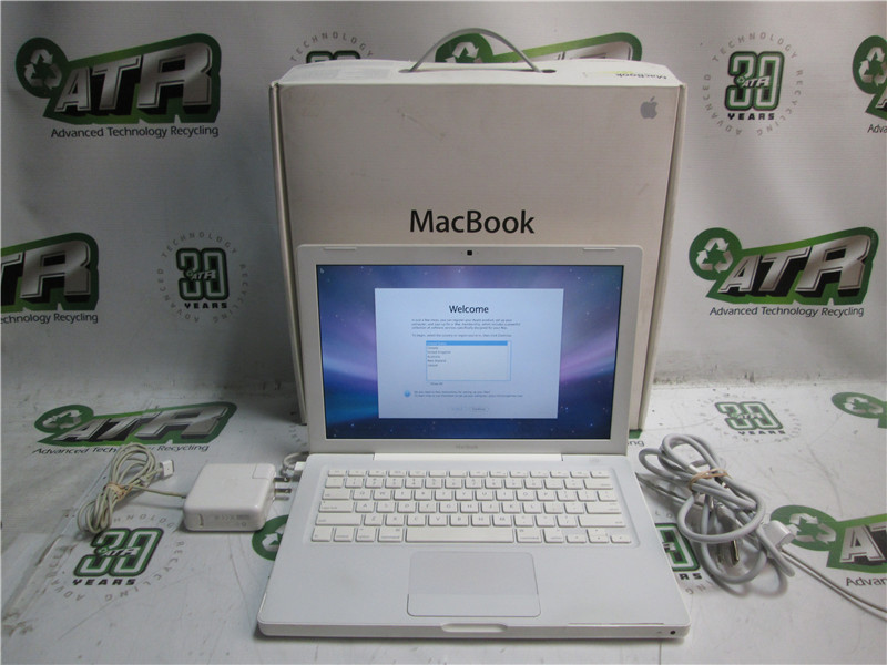Apple MacBook 13″ Laptop T8300 2.4GHz 2GB 256GB SSD macOS