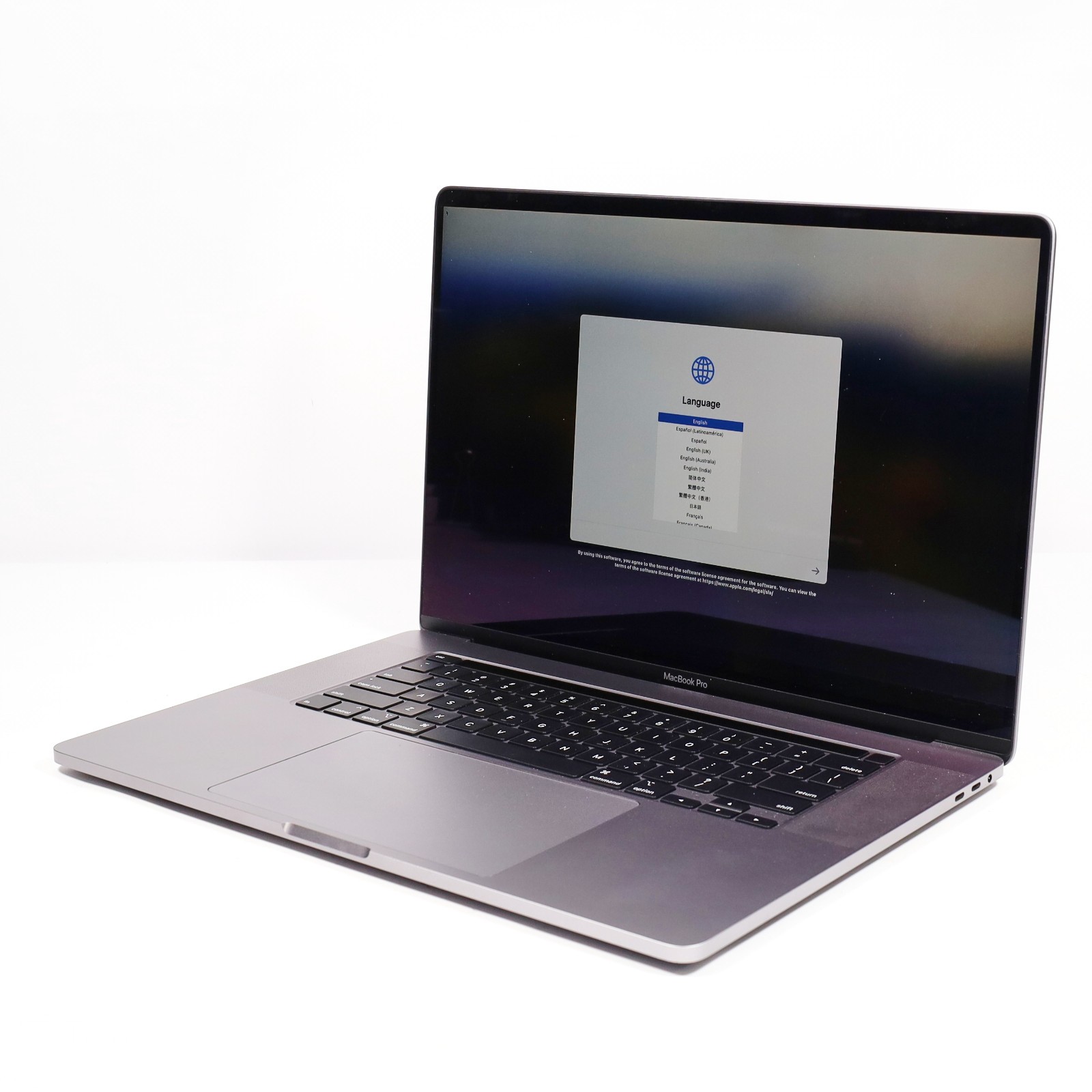 Apple Macbook Pro A2141 Intel i7 16GB Ram 512GB SSD – Cycle Count 12 – Gray