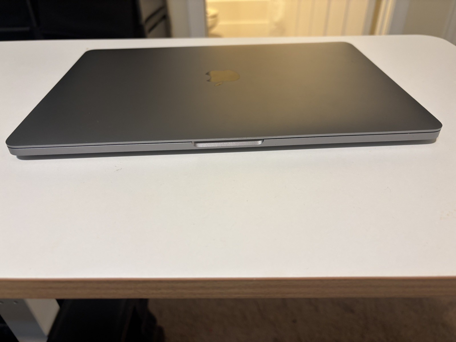 2020 Apple MacBook Pro 13″ 2 port i5 1.4 500GB, 8GB RAM | A2289 |Cycle count 228