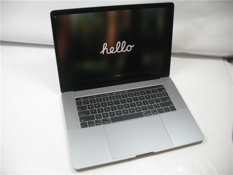 Apple MacBook Pro A1990 i7-8750H 2.2GHz 32GB RAM 256GB SSD 15.4in Retin