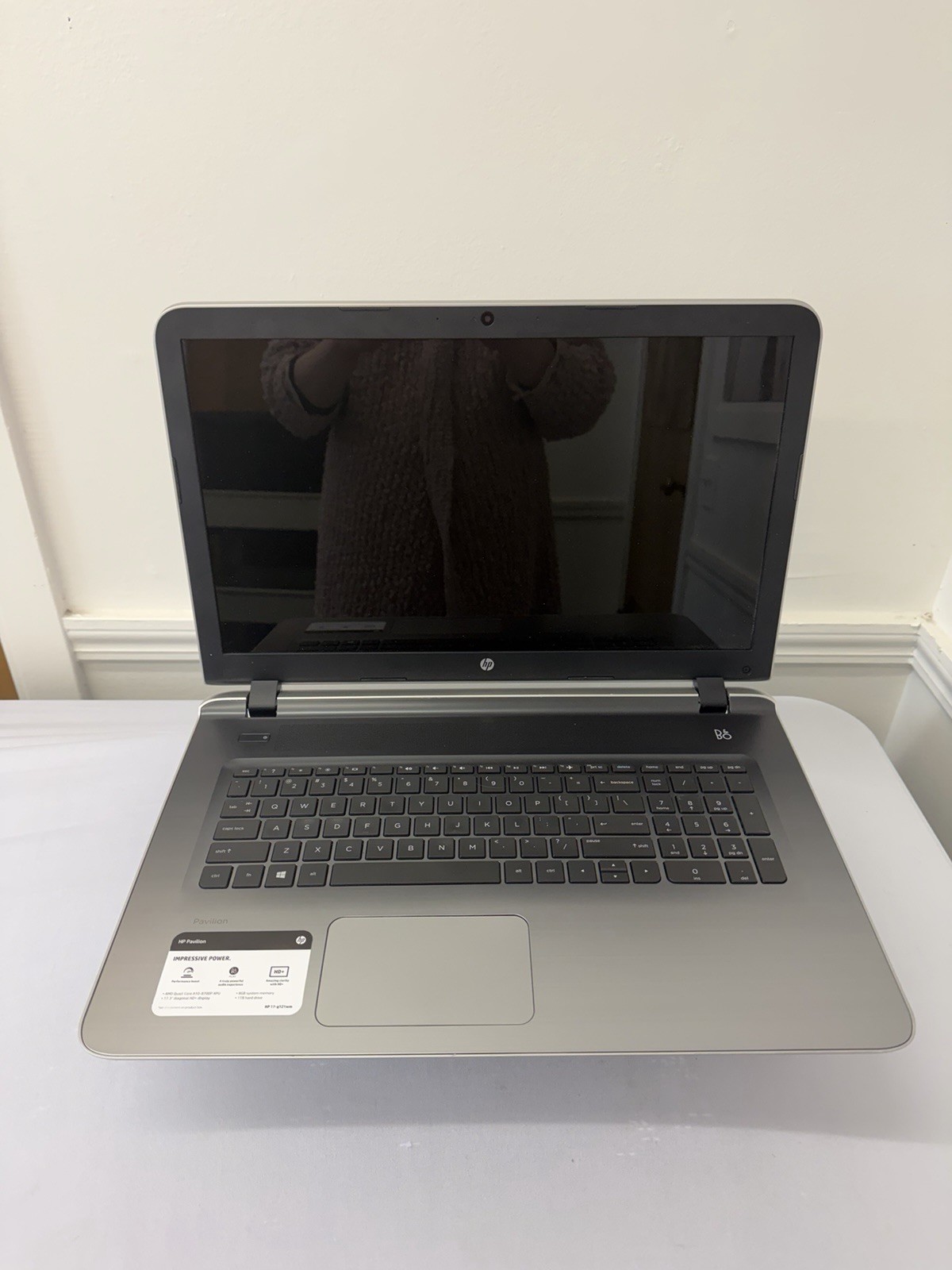 HP Pavillion Laptop – Good Screen – AMD A10-8700p – Read Desc
