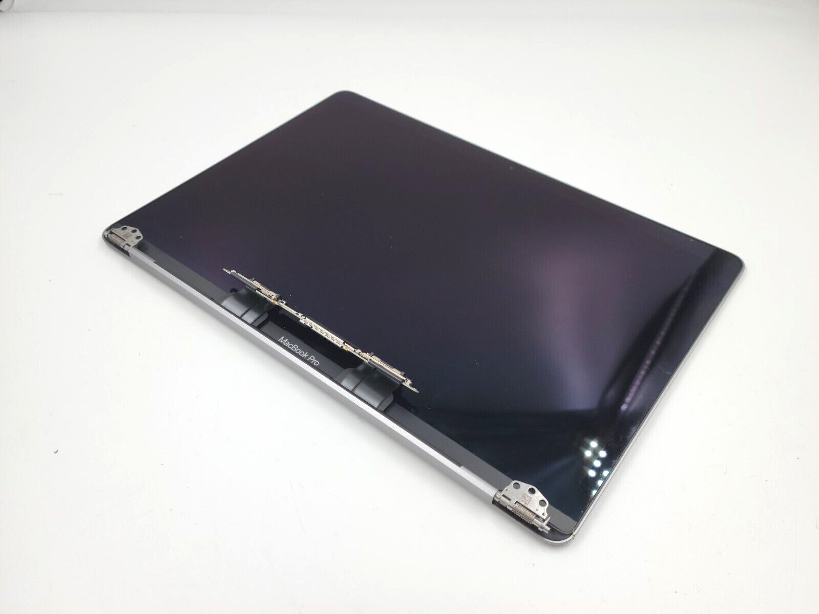 OEM Genuine Apple MacBook Pro M1 A2338 Space Grey & Silver 2020 13″ LCD Display