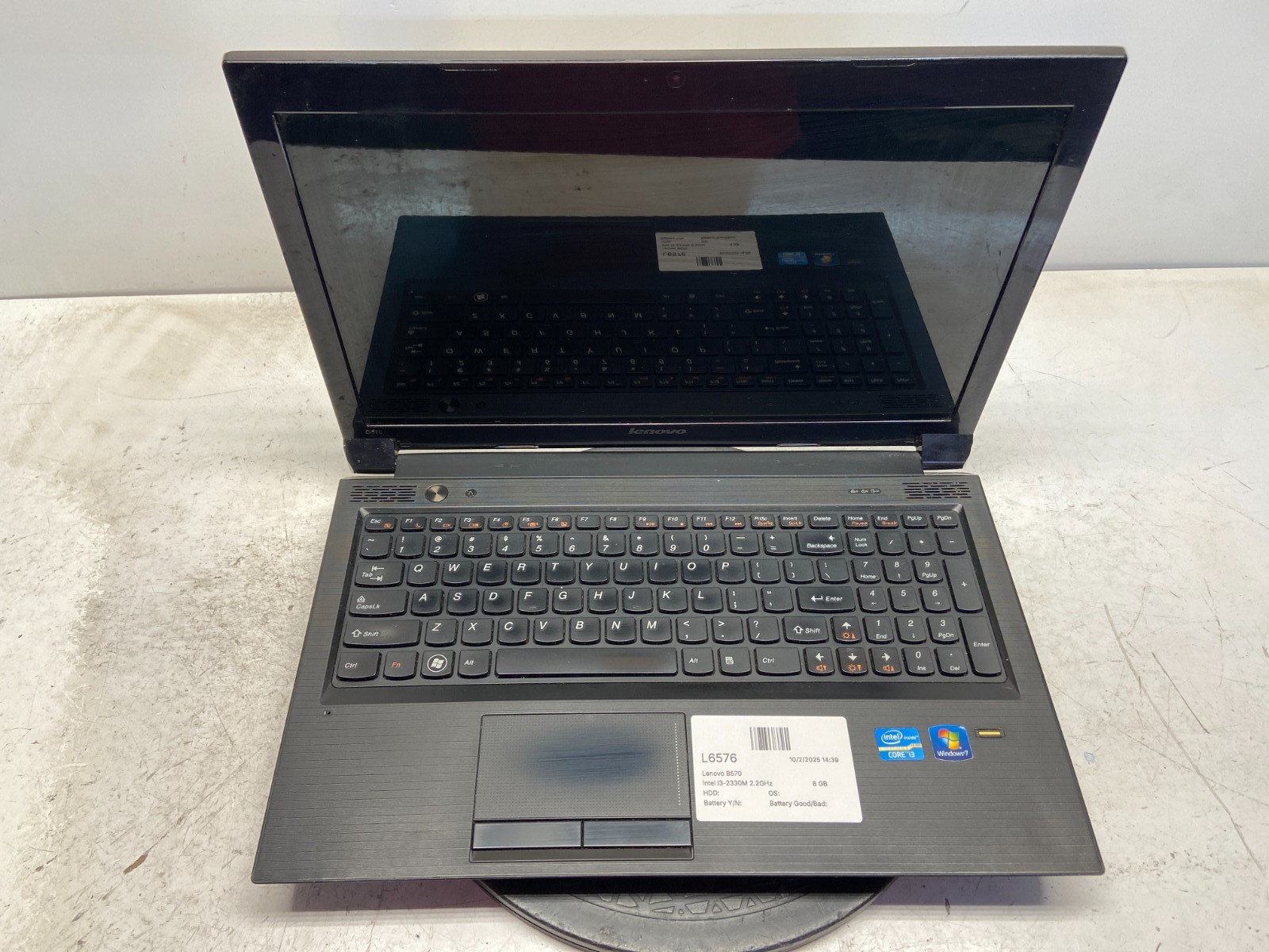 Lenovo B570 Intel i3-2330M 2.2GHz 8 GB NO HDD