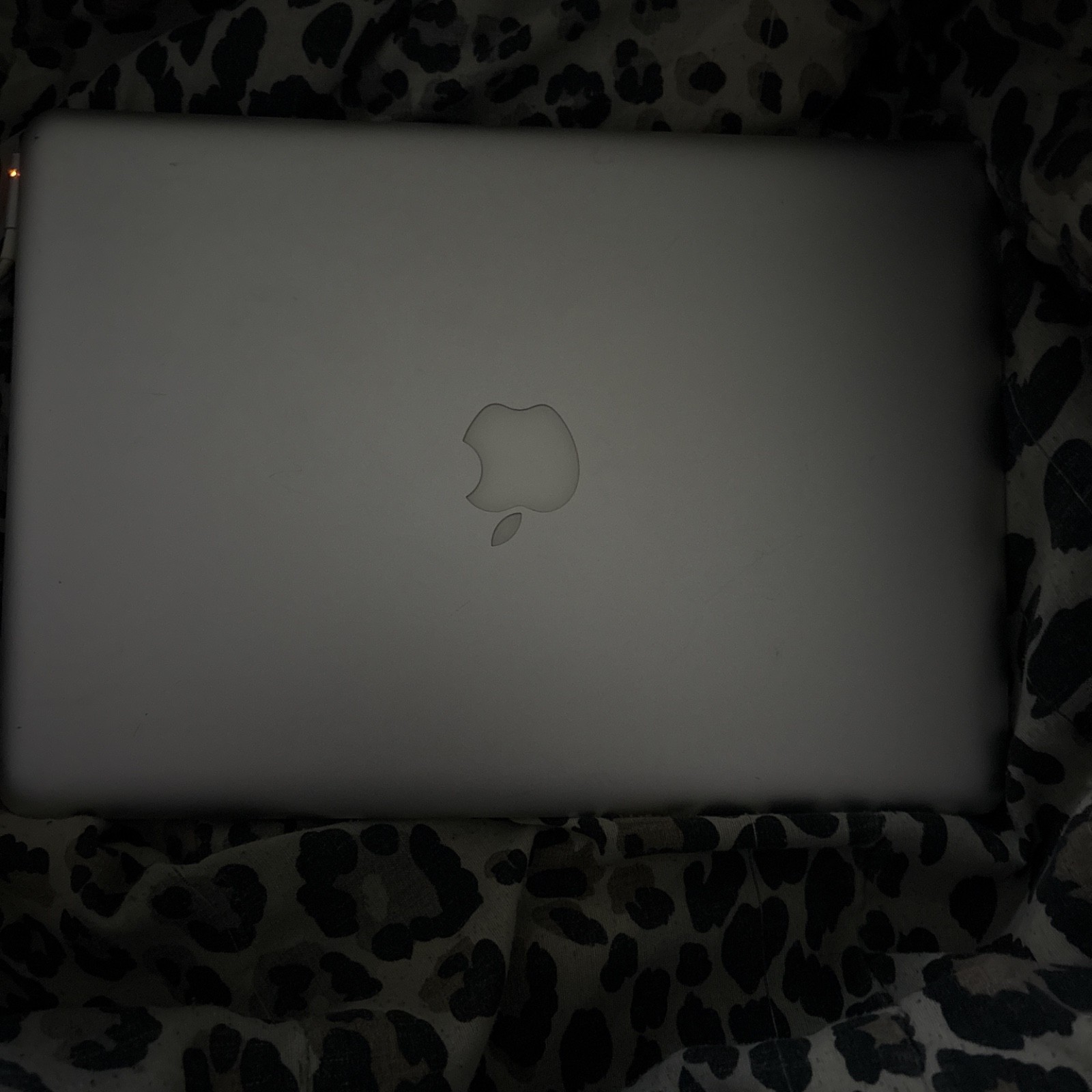 Apple MacBook Pro 13 in 2012 Silver/Intel Core i5 2.5 GHz/ 4 GB 1600 MHz DDR3