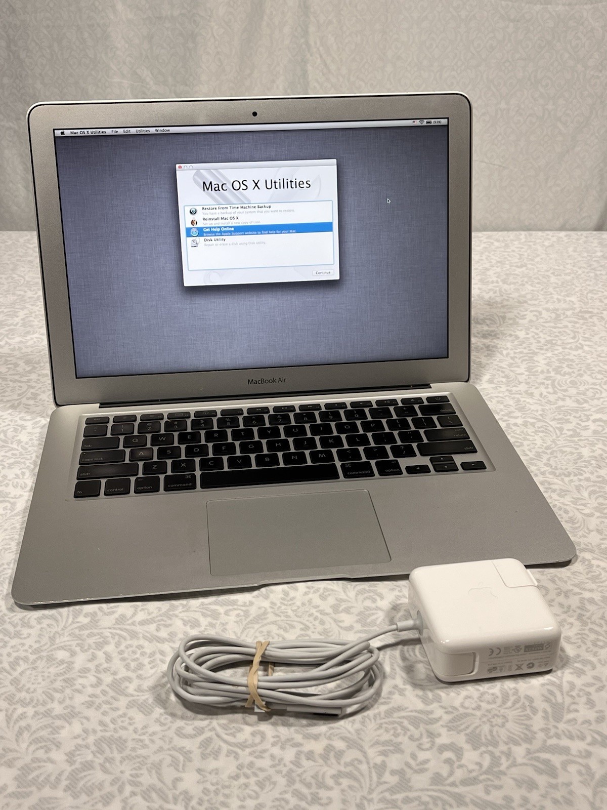 Apple MacBook Air Laptop Silver A1369 4GB Tested Works No Operating System