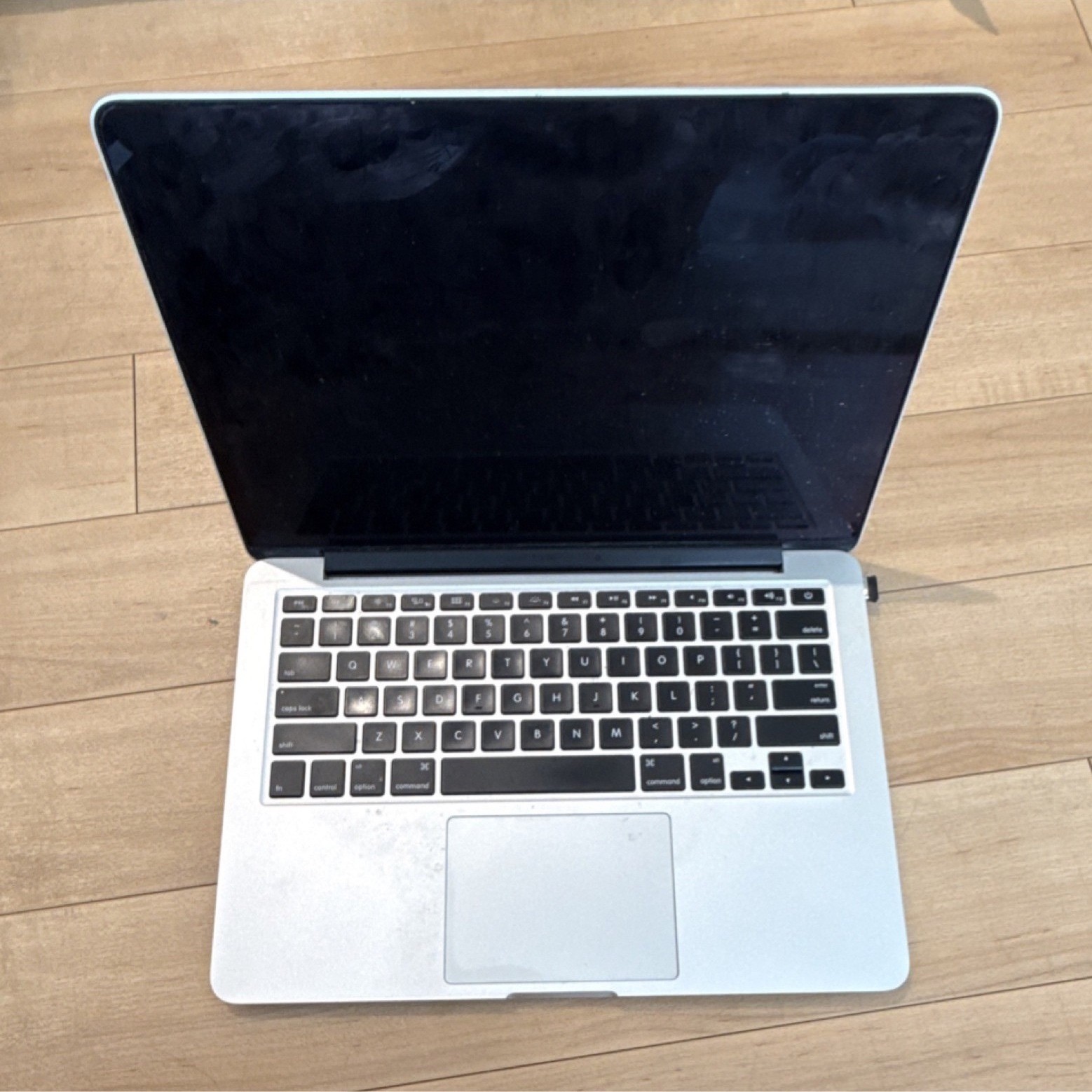 Apple MacBook Pro 13-inch Silver Laptop Wi-Fi Bluetooth HDMI SD Card USB