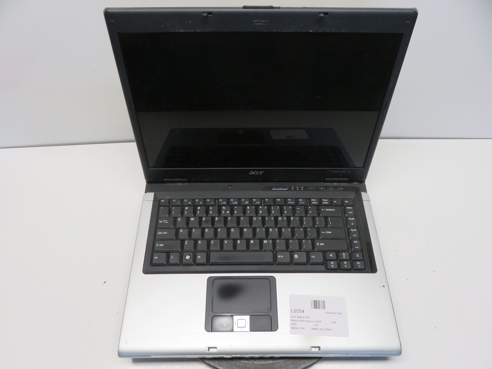 Acer Aspire 3100 Mobile AMD Sempron 3500 1800MHz 2 GB NO HDD No Batt