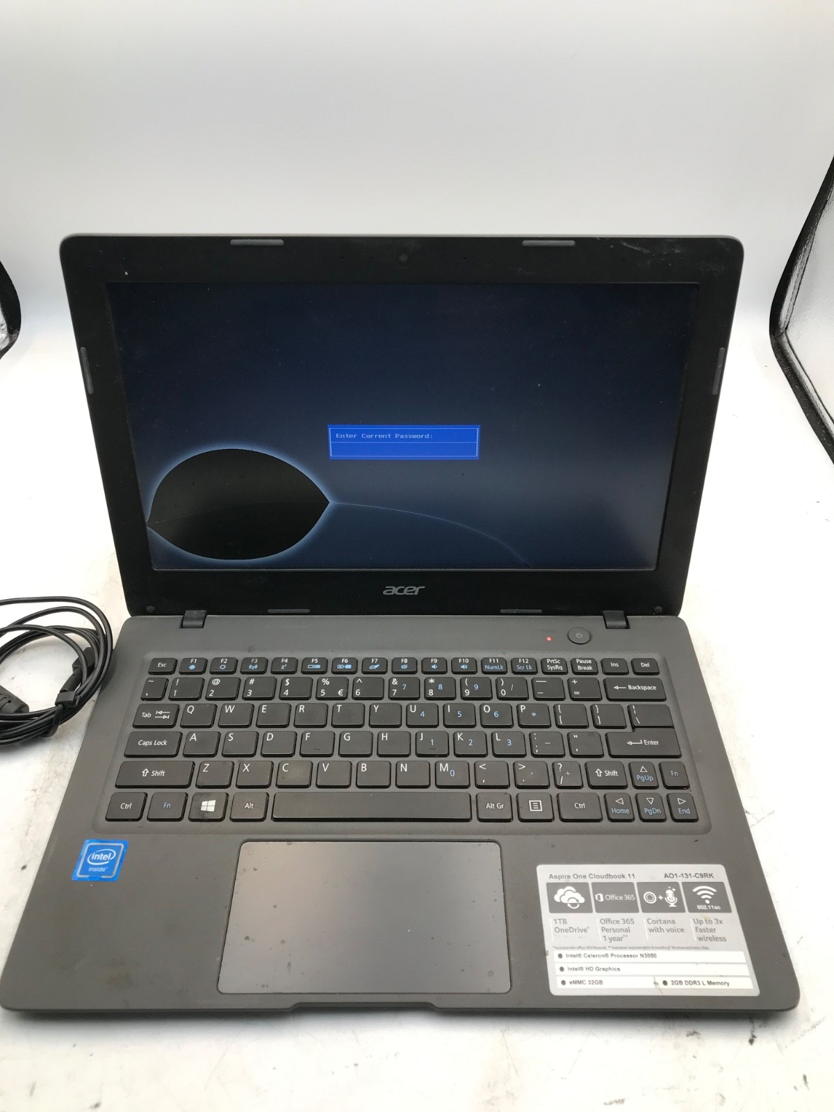 Acer CloudBook 11 Intel Celeron 11″ 32GB 2GB RAM -BROKEN DISPLAY/BIOS LOCK -MZ