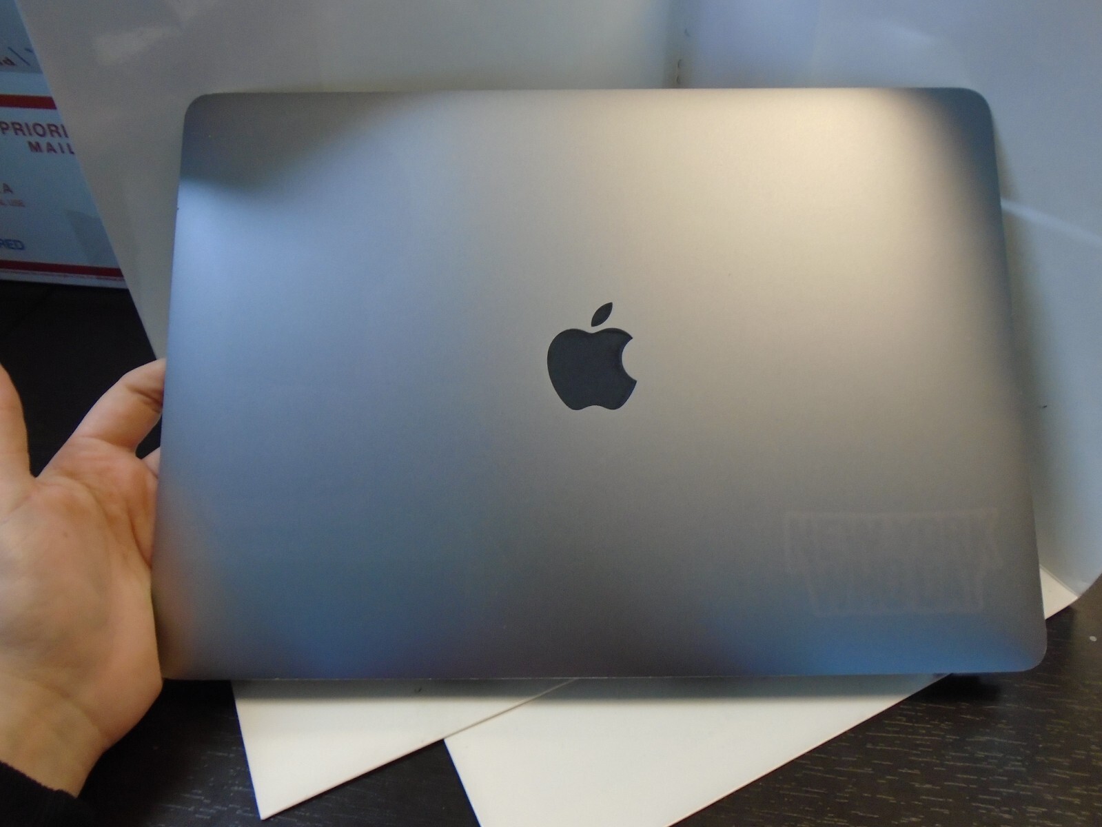 Apple MacBook Pro 13″ LCD Screen 2018-2019A1989 SPACE GRAY SCREEN REPLACEMNT