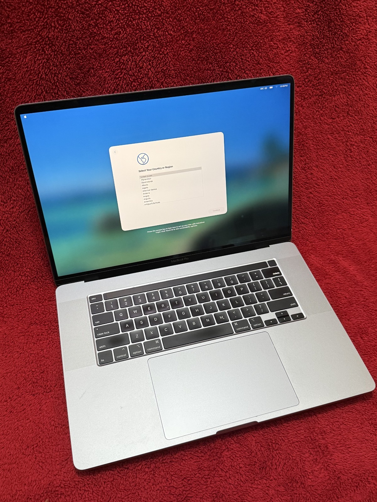 Apple MacBook Pro 16” 2019 512GB Intel Core i7 2.6 GHz 16 GB Touch Bar Retina
