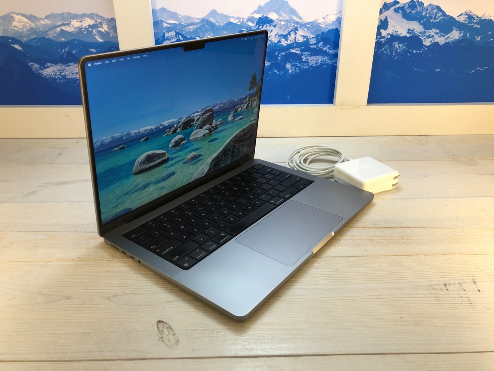 Apple MacBook Pro 2021 14″ Laptop M1 Pro 1TB SSD 16GB RAM 16C GPU Space Gray