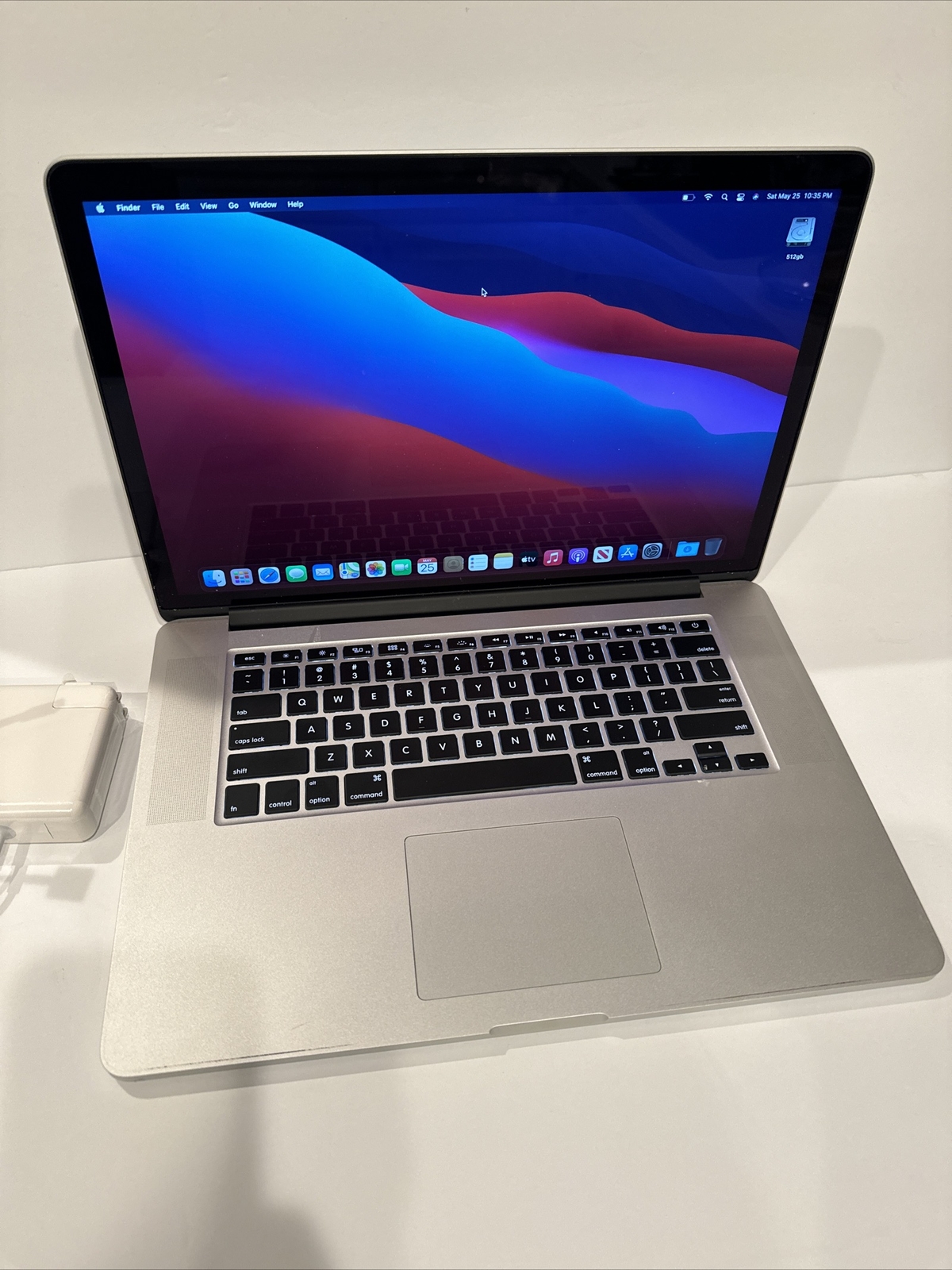 Apple MacBook Pro Retina 15 Inch Core I7 2.5ghz 16GB RAM 256GB SSD OS 11 Big Sur