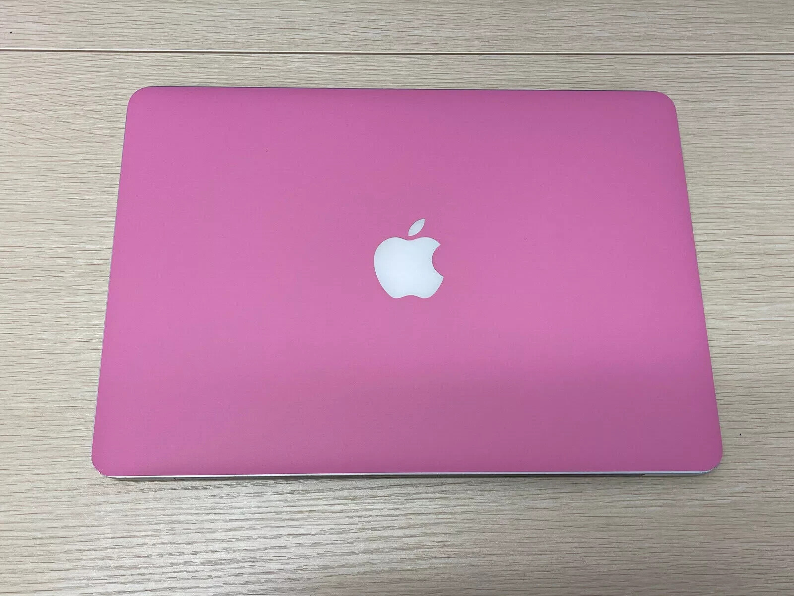 Apple MacBook Pro 13″ 2015 – i5 2.7GHZ 8GB 256GB SSD – OS Monterey – Pink