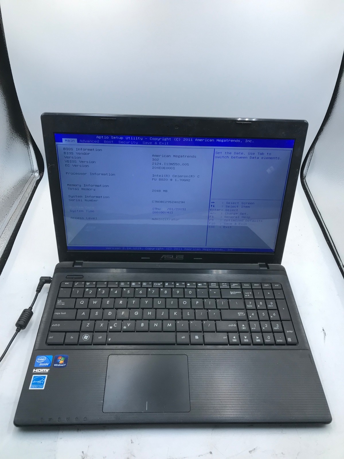 ASUS X55A Intel Celeron B820 1.7GHz 15″ Laptop  2GB RAM- Missing Parts- MZ