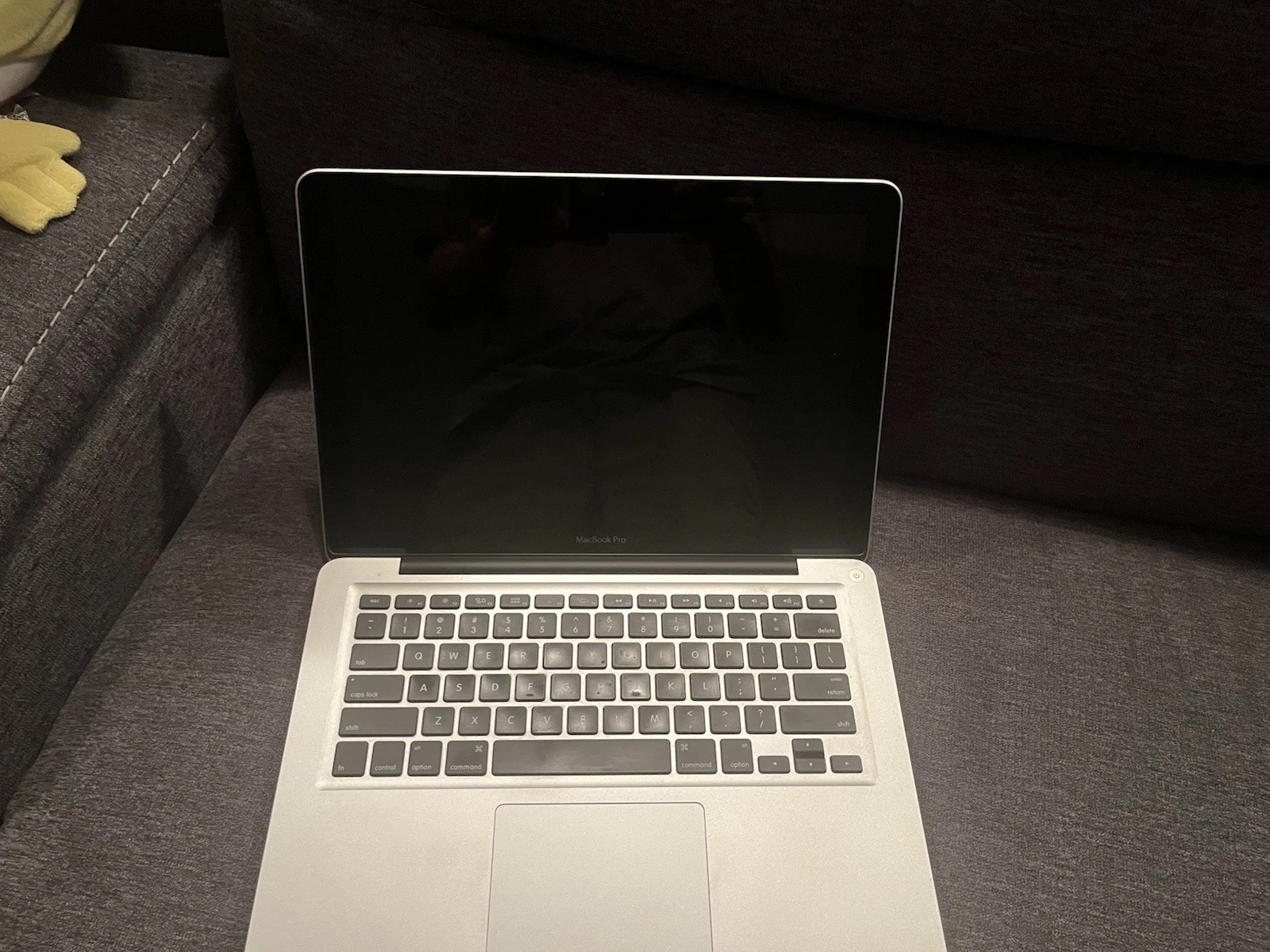 Apple MacBook Pro Laptop Silver Backlit Keyboard Built-in Webcam