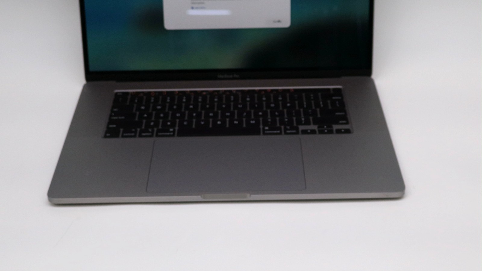 Apple MacBook Pro 16 Core i9 16GB 1TB Gray 2019 – Good