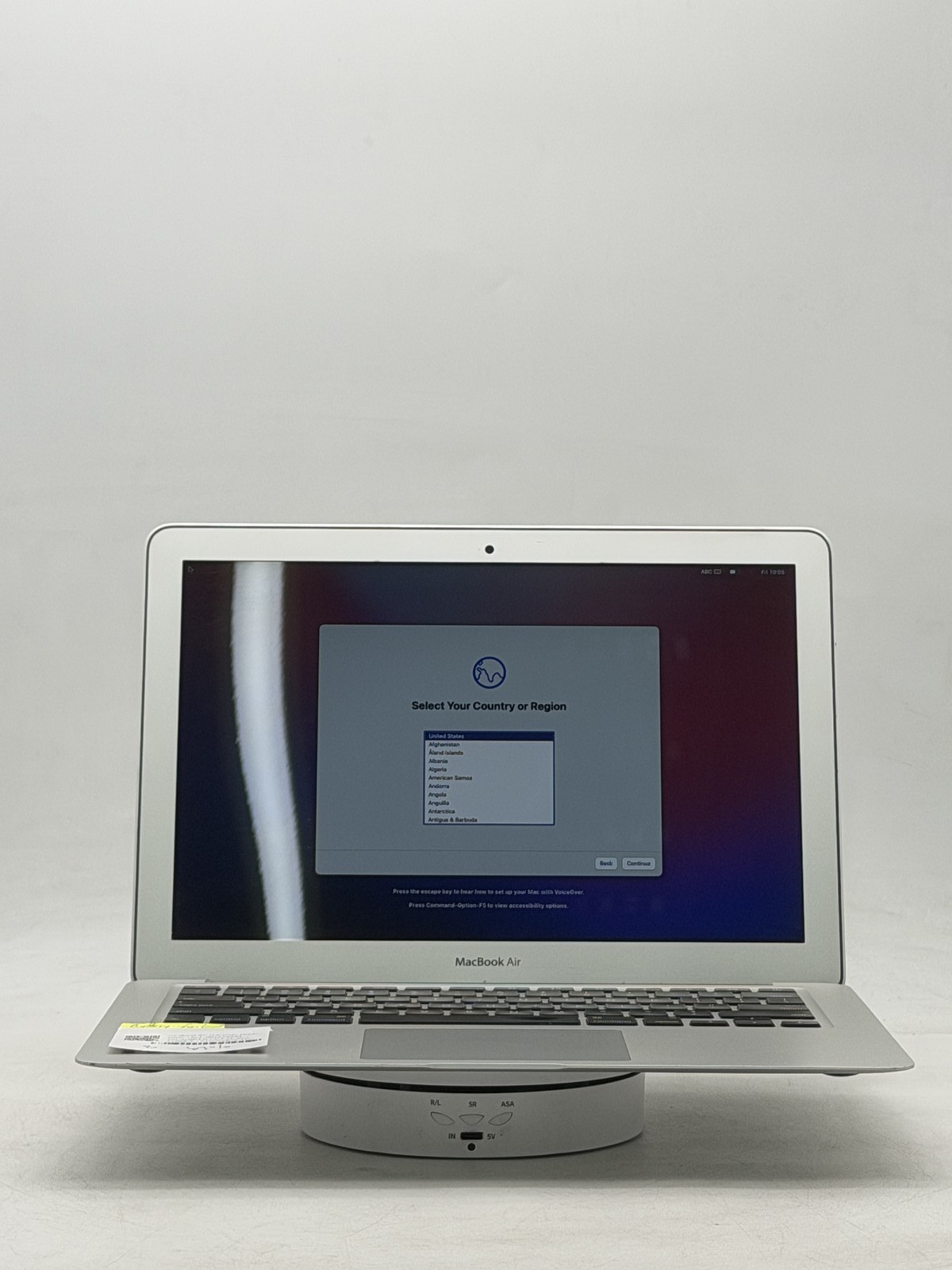 Apple MacBook Air 13in 8GB 128GB i5-5350U Silver (2017) – Read