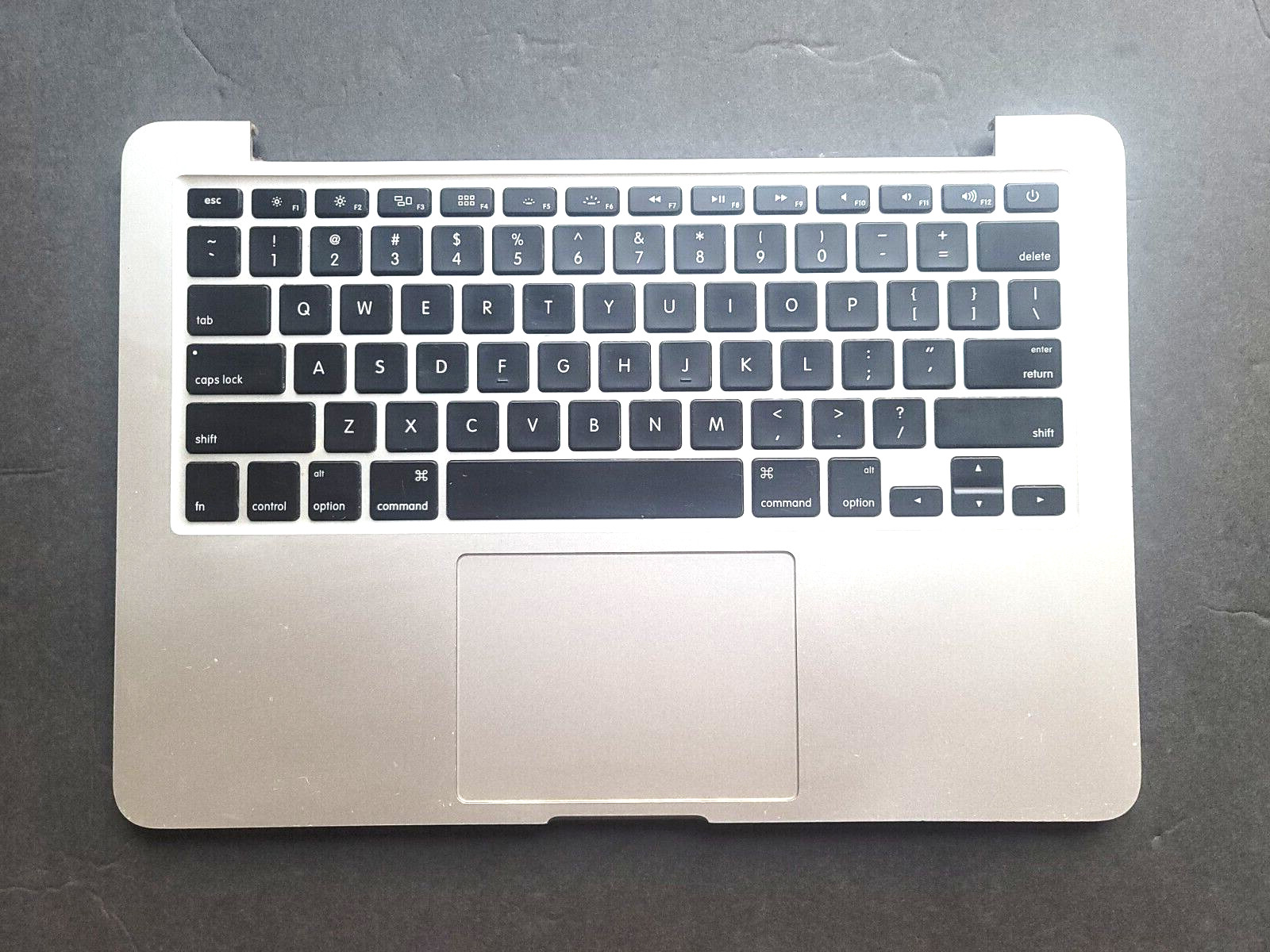 Apple MacBook Pro A1502 Late 2013 Mid 2014 US Palmrest 13″  – GRADE B