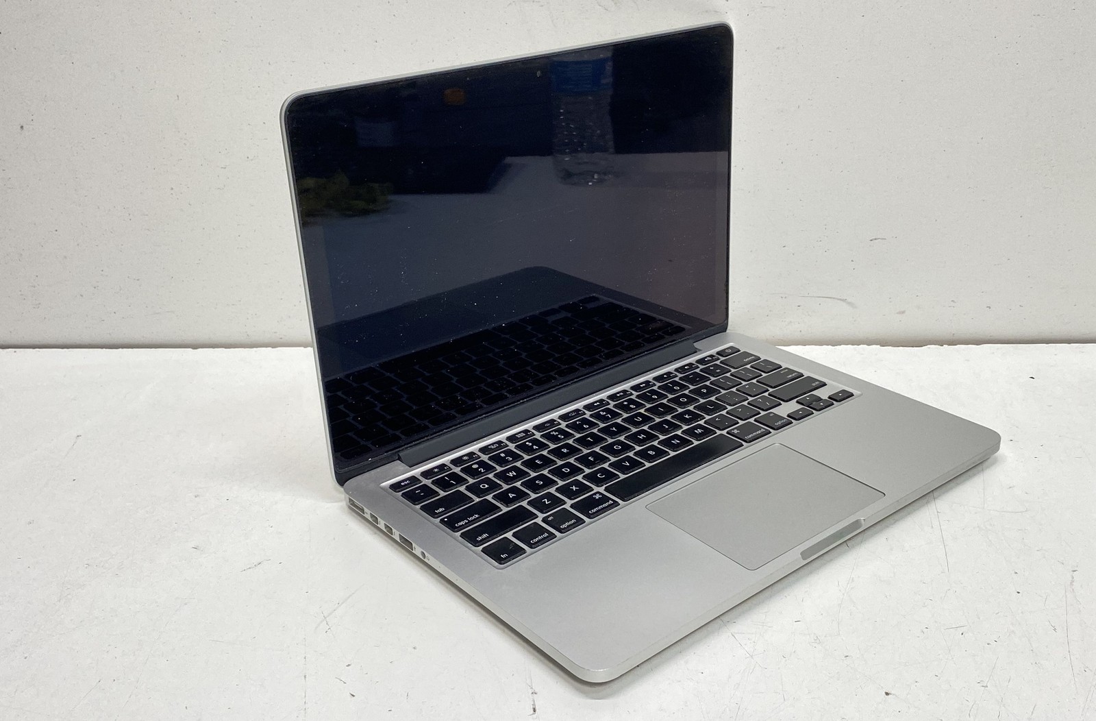 Apple MacBook Pro 13.3-inch, Intel Core i5 Processor macOS Big Sur