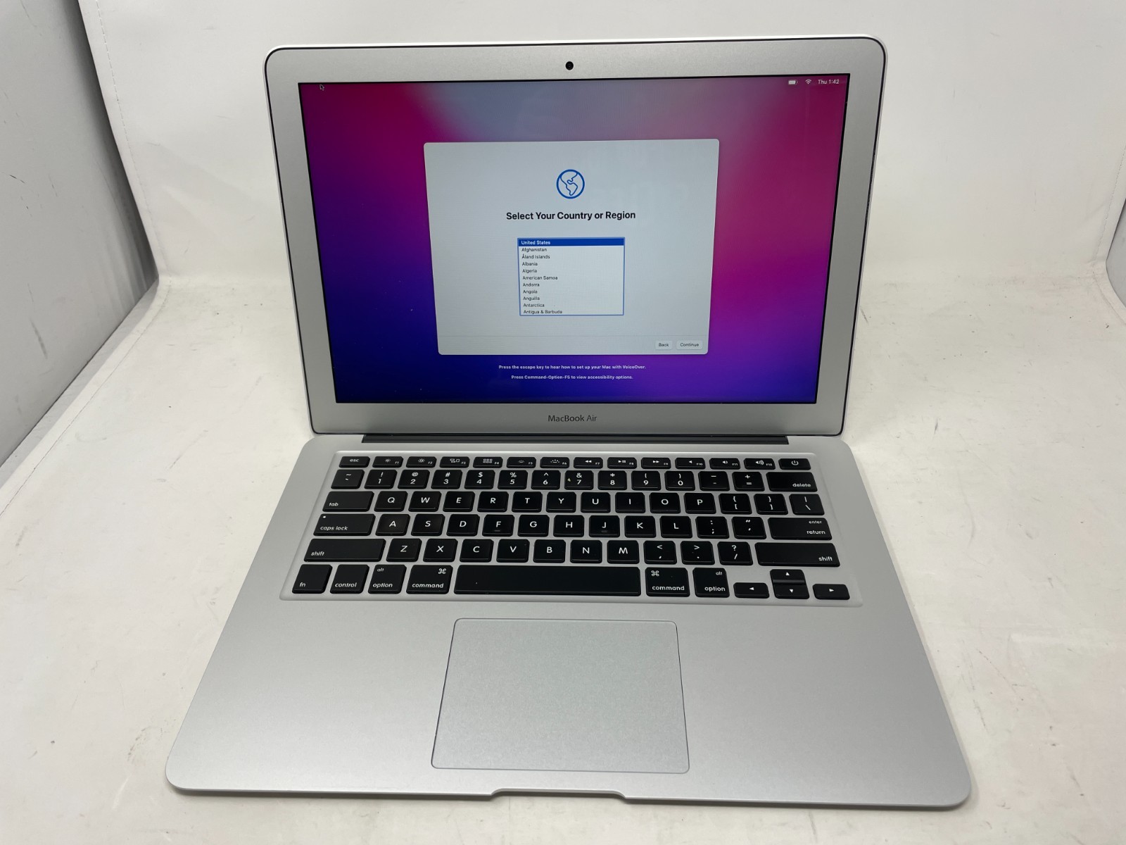 Apple MacBook Air MJVG2CT/O i7-5650U 8GB 256GB SSD