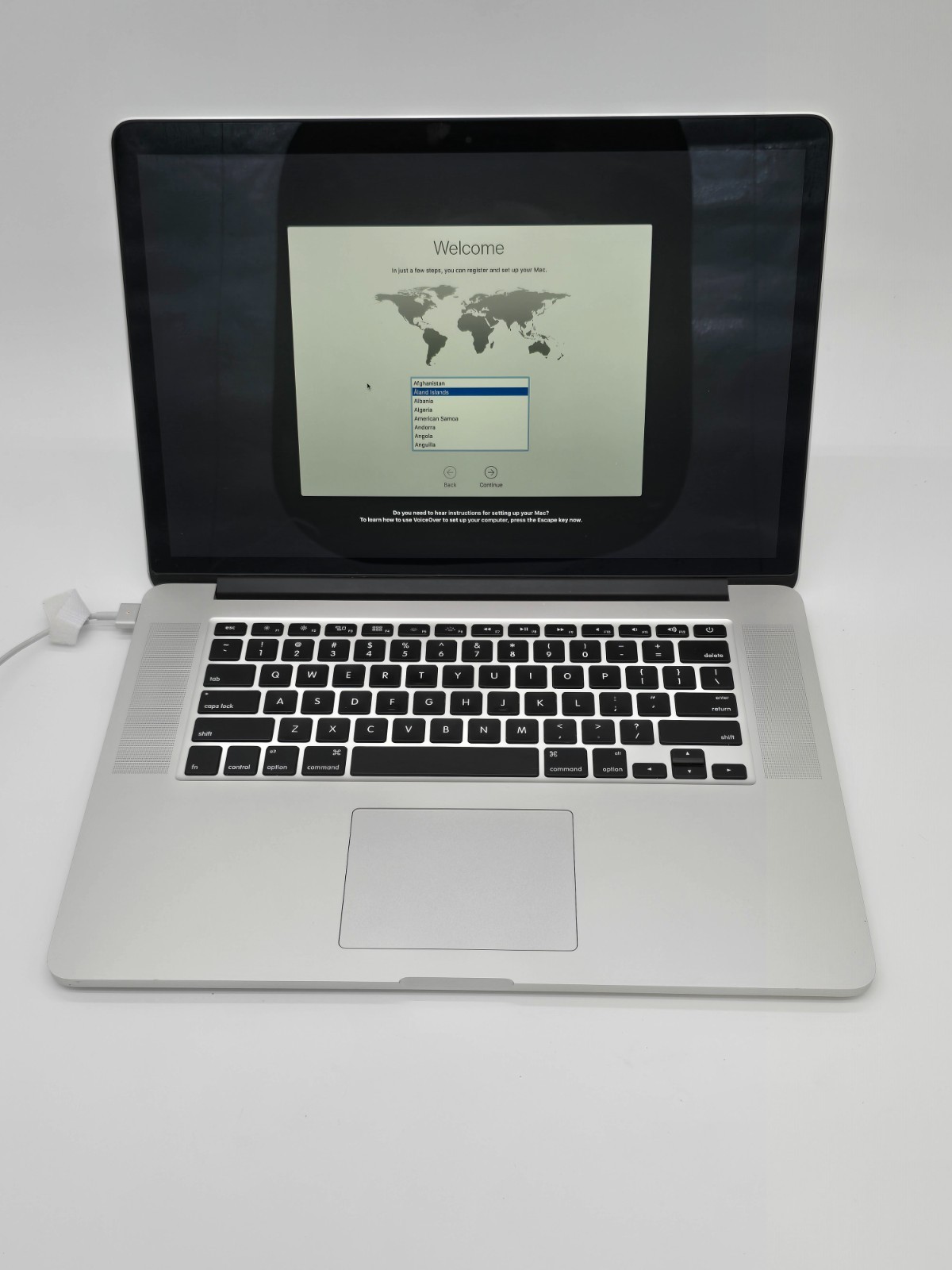 Apple MacBook Pro 2015 | A1398 | I7-4770HQ 2.2GHz | 256GB SSD 16GB