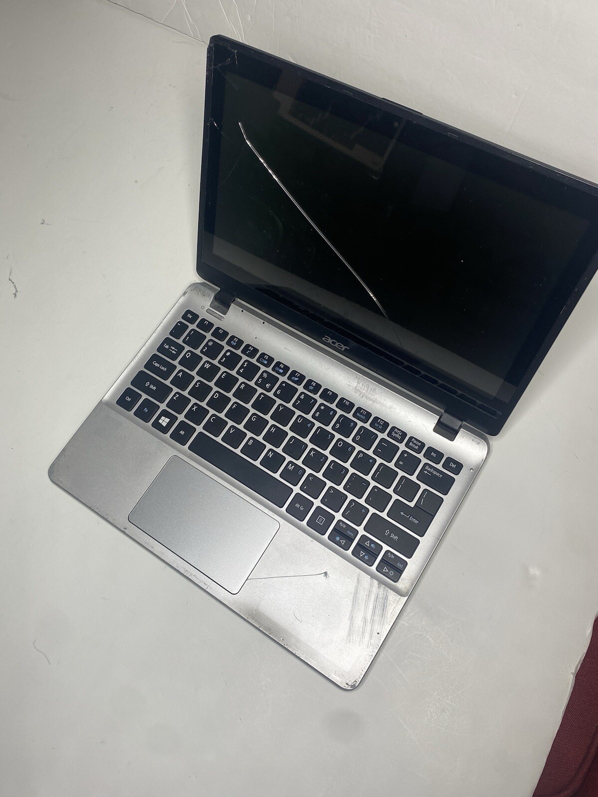 ACER Aspire V11 Touch V3-112P – C2P6