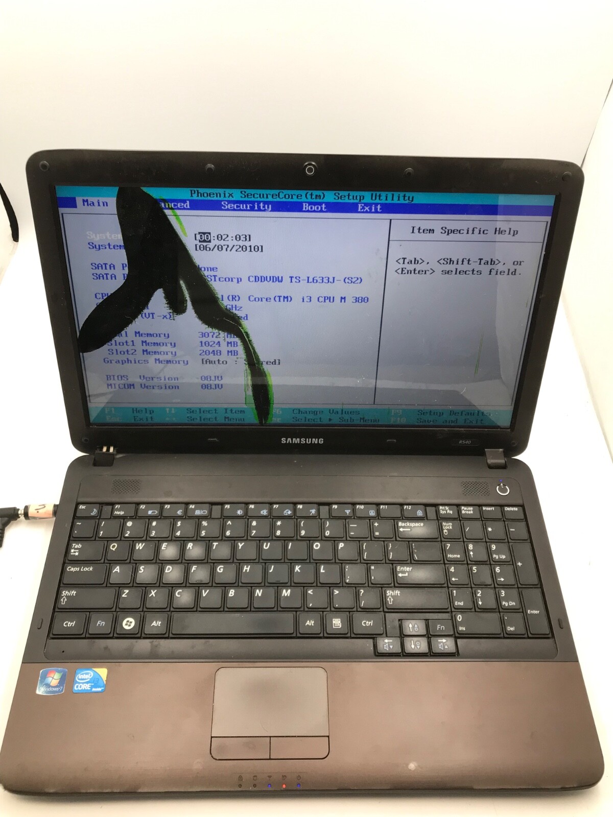 Samsung R540 15″ Laptop Intel Core i3-380M 3 Gb RAM – DEAD PIXELS – MZ