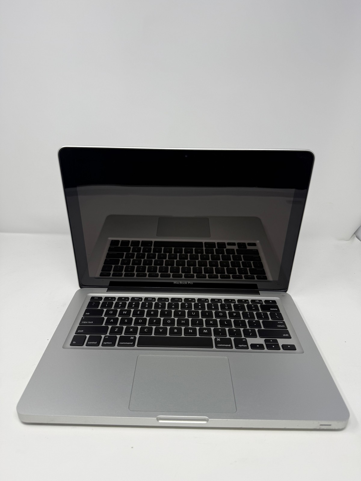 Apple MacBook Pro 13-inch A1278 i5-2415M 4GB 512GB Grade A