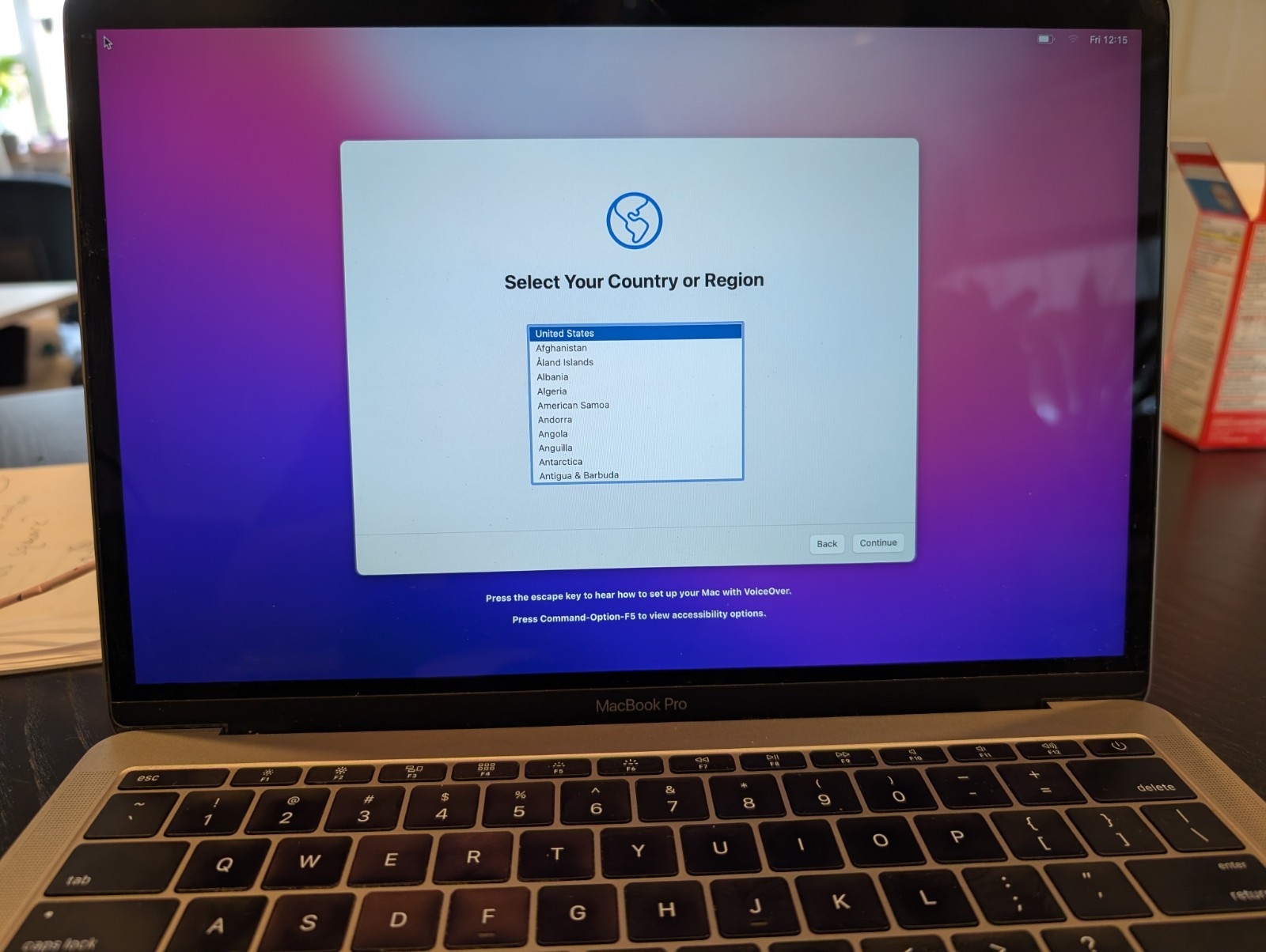 Apple MacBook Pro 13″ 2016 Space Grey Intel i5 8GB 256GB SSD macOS Monterey