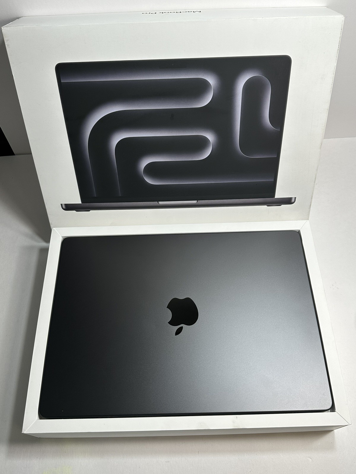 Apple MacBook Pro 14-inch M5 Chip 24GB RAM 1TB SSD Laptop