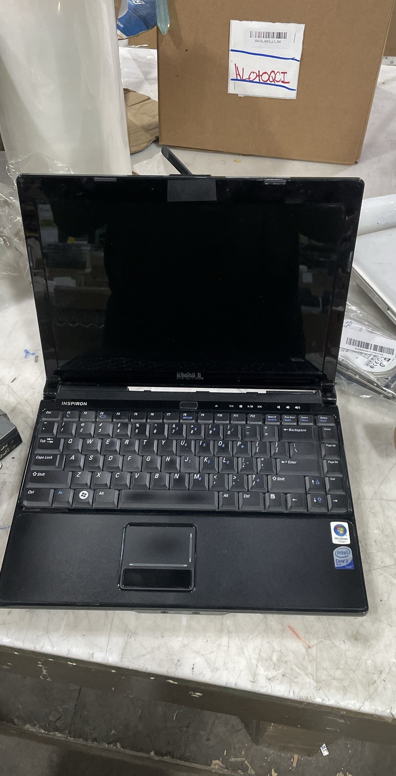 Dell Inspiron 1318 13.3” Intel Core 2 Duo Laptop No HDD & Battery Unit