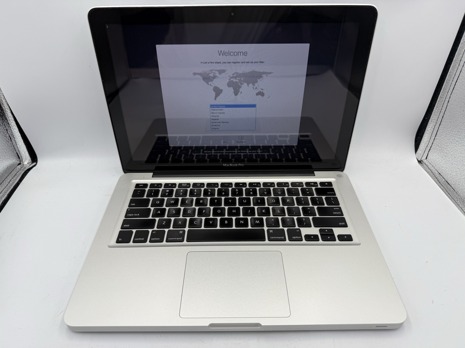 Apple MacBook Pro Early 2011 13″ A1278 Core i5 2.3GHz 4GB RAM 320GB HDD Grade B