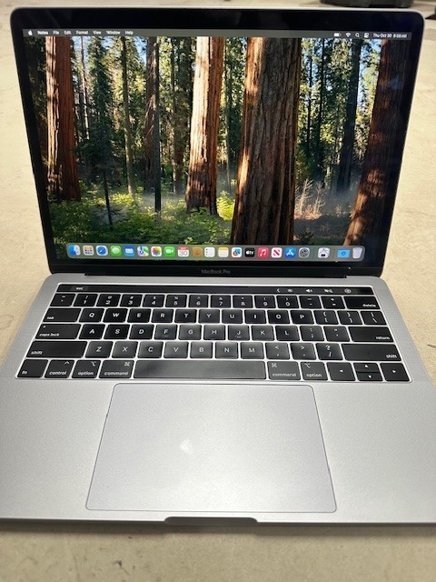 2019 Apple MacBook Pro 13″ Touch Bar i7 1.7ghz – Choose Specs – Good Condition