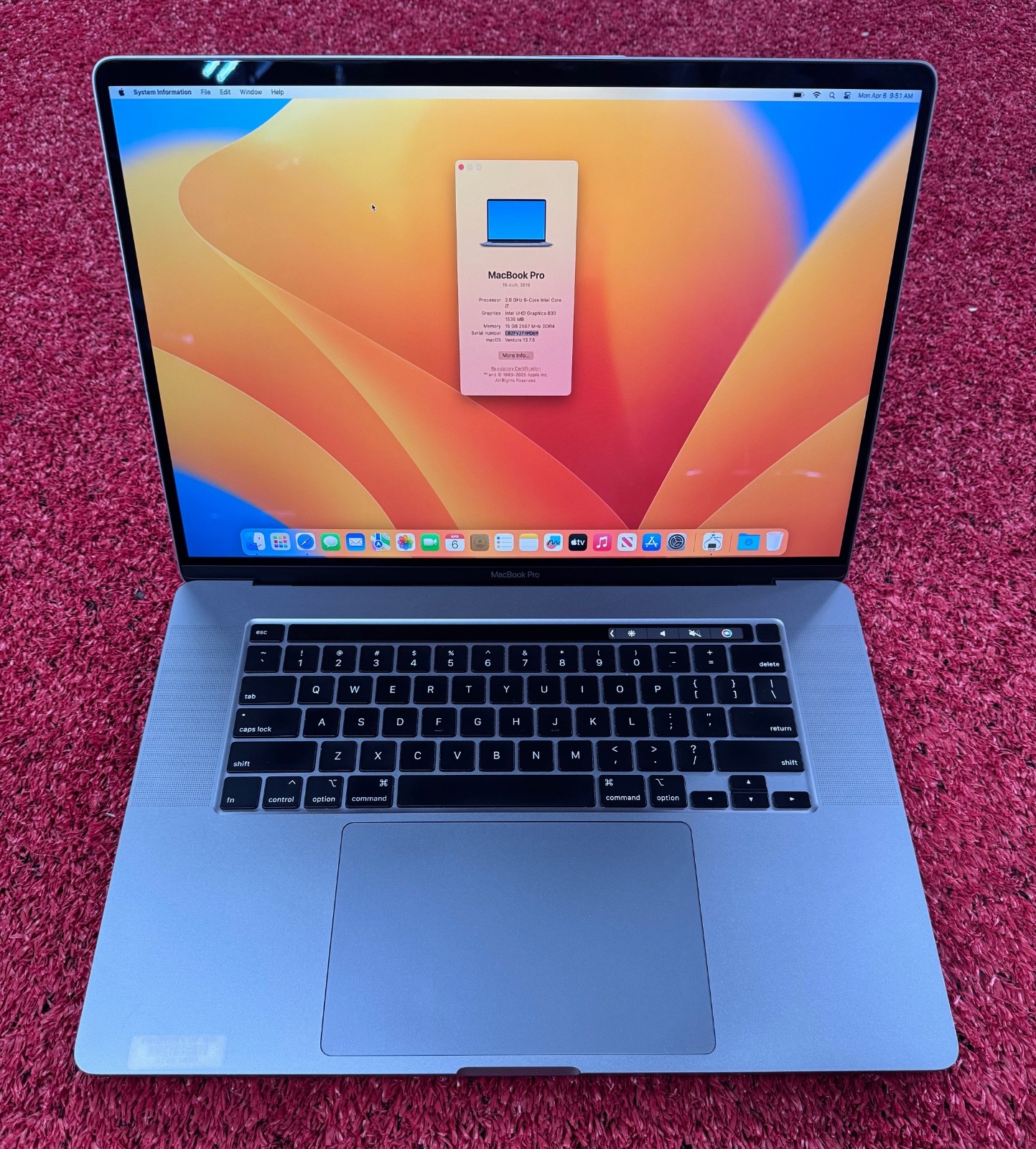 2019 Apple MacBook Pro 16″ A2141 i7 2.6GHz 16GB 512 GB  RADEON PRO 5300M GRAY