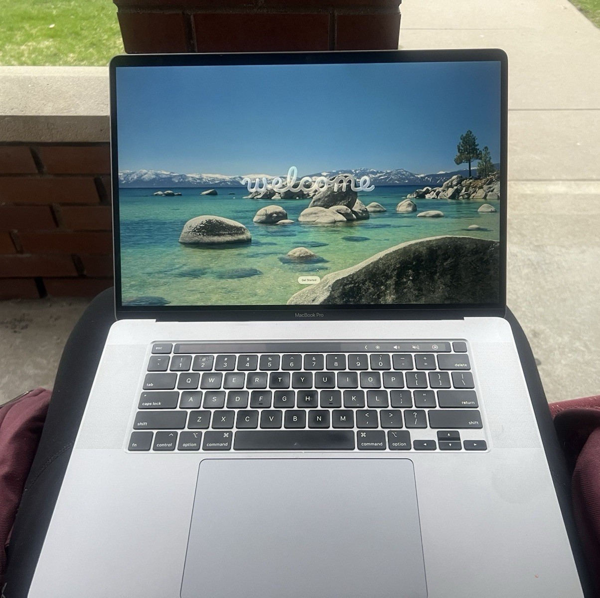 Apple MacBook Pro 16-inch 2019 Silver, i7, 16GB RAM, SSD, Retina, Touch Bar