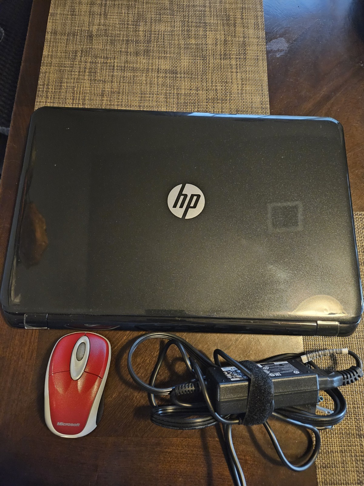 HP 15-G013CL 15.6″ Laptop – AMD A8-6410 / 4GB Ram / 675GB HDD / Win7