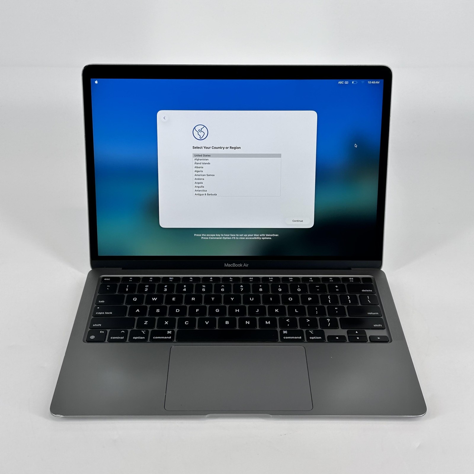 MacBook Air 13 Space Gray 2020 3.2 GHz M1 8-Core CPU 7-Core GPU 8GB 256GB SSD