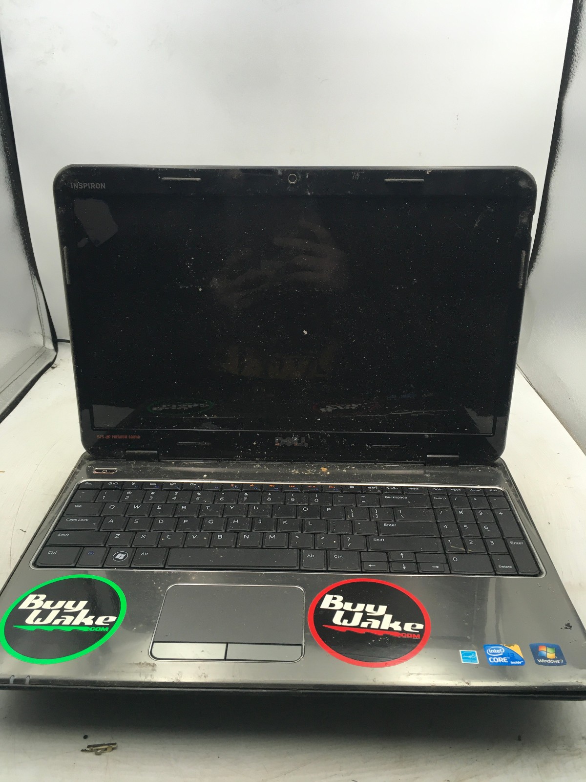 DELL INSPIRON N5010 – FOR PARTS – INTEL I3 – NO RAM – 15″ – READ DESCRIP – BB