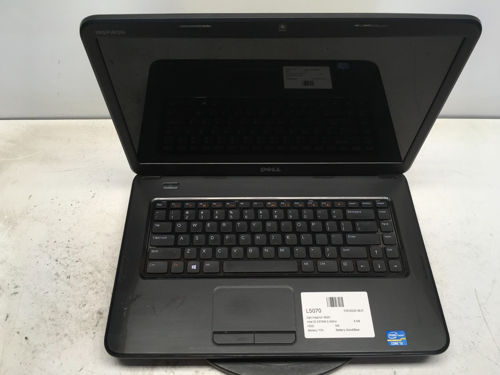 Dell Inspiron 3520 Intel i3-2370M 2.4GHz 4 GB NO HDD