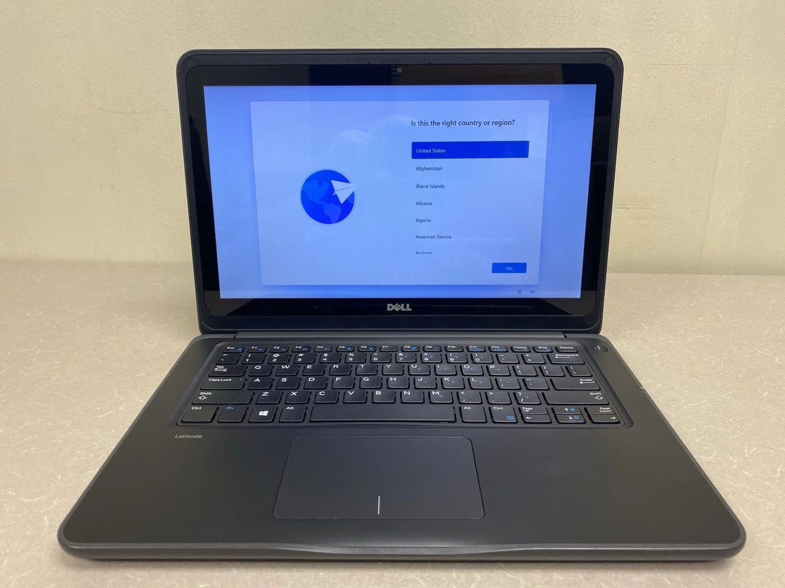 Dell Latitude 3380 13″ Laptop Intel i5-7200U 4GB RAM 128GB SSD Win11 TOUCHSCREEN