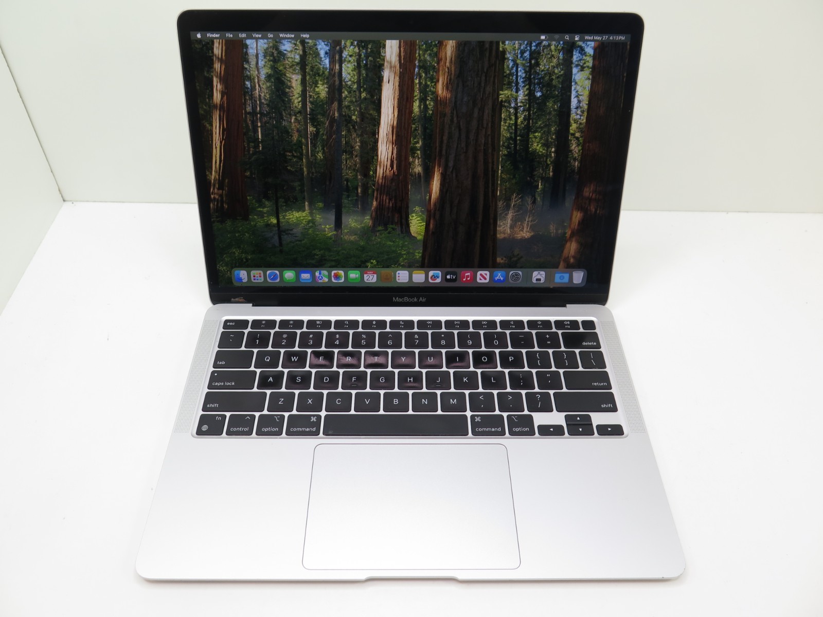 APPLE MACBOOK AIR SILVER 2020 13″ 8-CORE M1 16GB 512GB BATT COUNT@ONLY 332