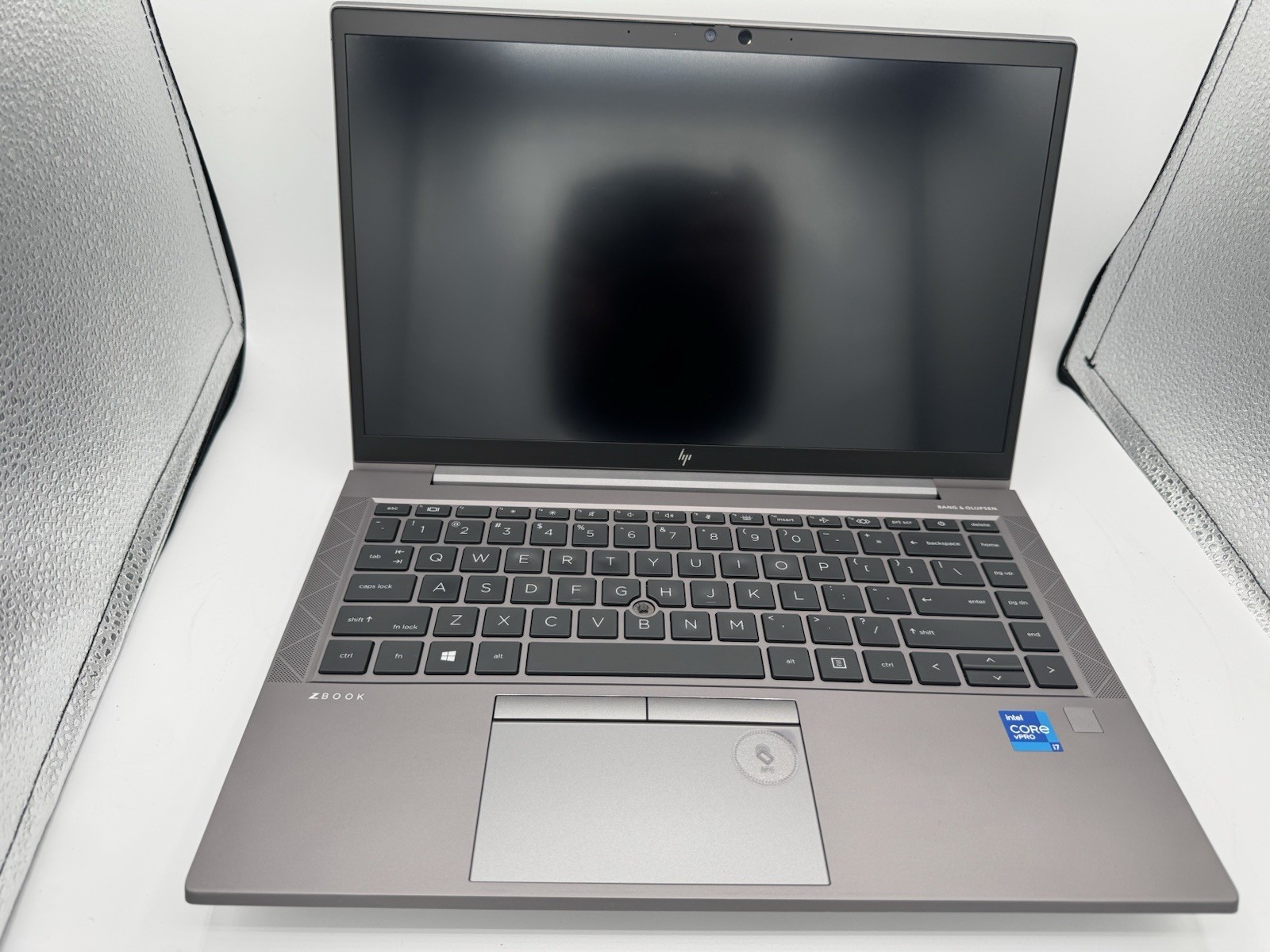 HP ZBook Firefly 14 G8 Win 11 Pro i7-1165G7 16GB RAM 256GB | NVIDIA T500 | Good