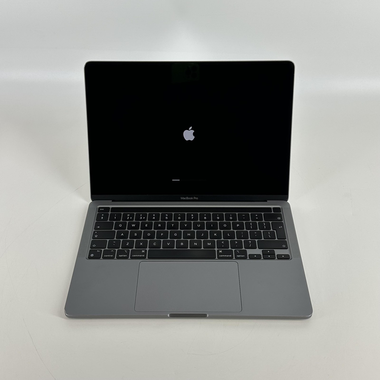 MacBook Pro 13 2022 M2 8-Core CPU 10-Core GPU 8GB 256GB Space Gray