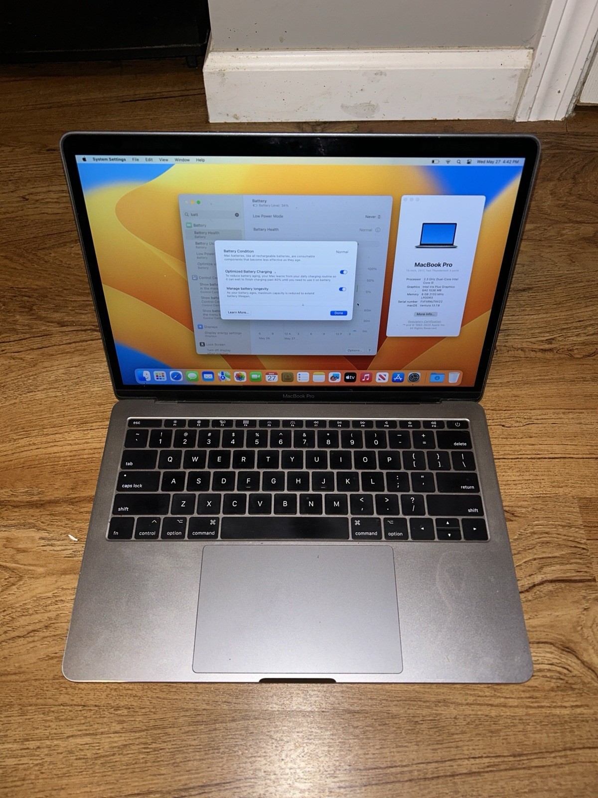 Apple MacBook Pro 2017 13in (128GB SSD, Intel Core i5, 2.30GHz, 8GB RAM)